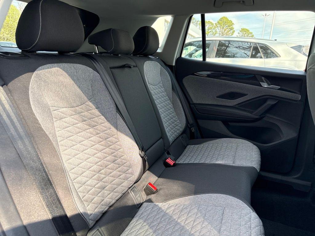 New 2026 Pure White Volkswagen 2.0T S image 26