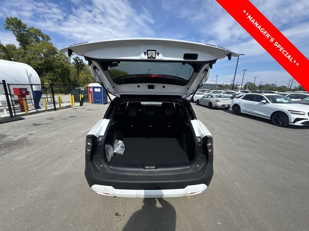2025 Nissan Kicks SR AWD - Photo 23