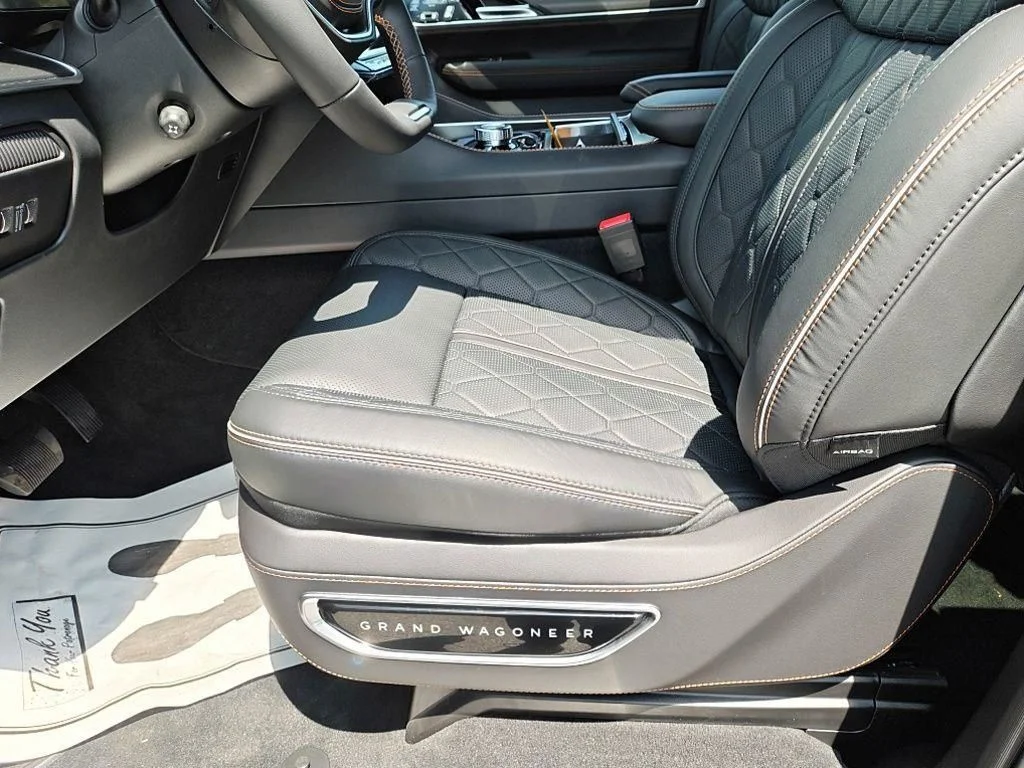2026 Jeep Grand Wagoneer L Summit Reserve - Photo 20