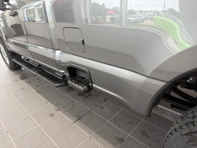 New 2027 Carbonized Gray Metallic Ford F-250® XLT image 8