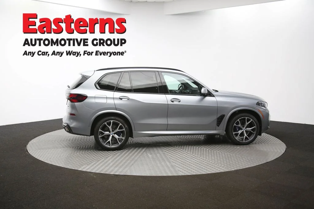 Used 2025 Gray BMW xDrive40i image 45
