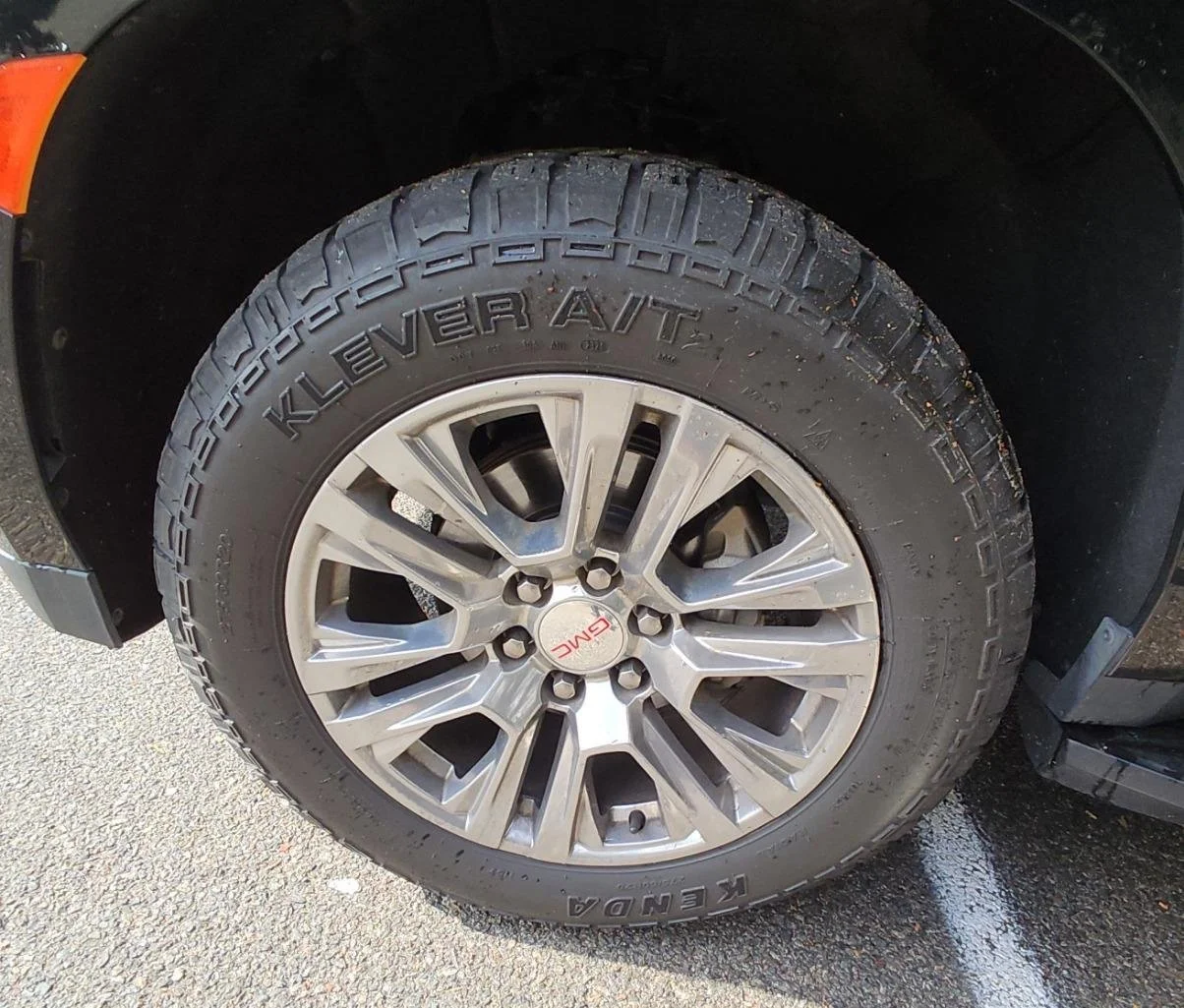 Used 2021 ONYX BLACK GMC Denali image 26