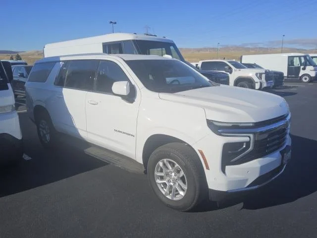 Used 2026 Summit White Chevrolet LS image 19