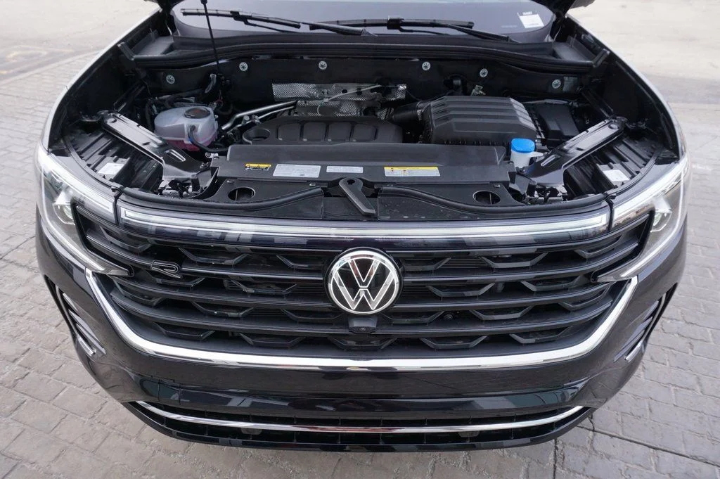 New 2026 Deep Black Volkswagen 2.0T SEL Premium R-Line image 35