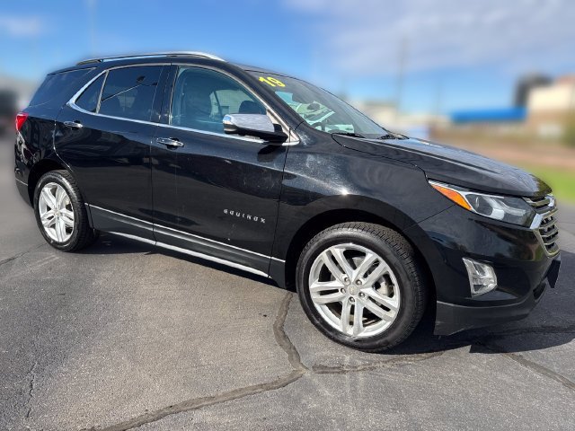 Used 2019 MOSAIC BLACK METALLIC Chevrolet Premier image 7