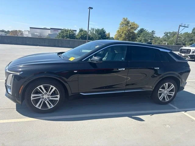 Used 2024 Cadillac LYRIQ Tech with VIN 1GYKPMRKXRZ135618 for sale in Bethesda, MD