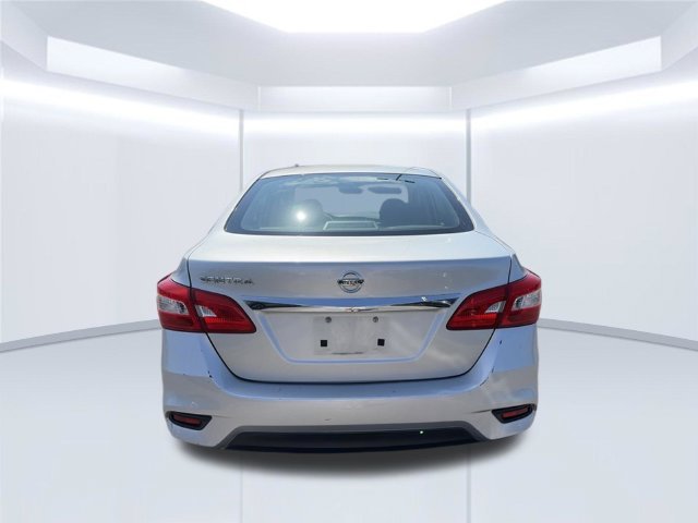Used 2016 Silver Nissan S image 7