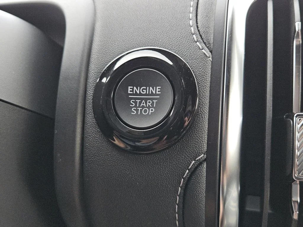 New 2026 Glacier Gray Metallic Tri-Coat Ford Platinum® image 17
