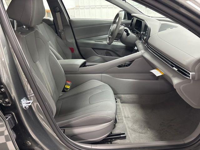 New 2026 Gray Hyundai SEL Sport Premium image 29