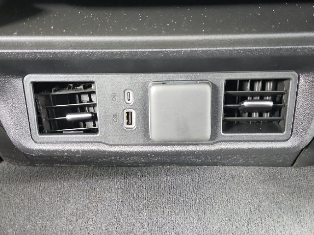 Used 2024 White Chevrolet LT image 39