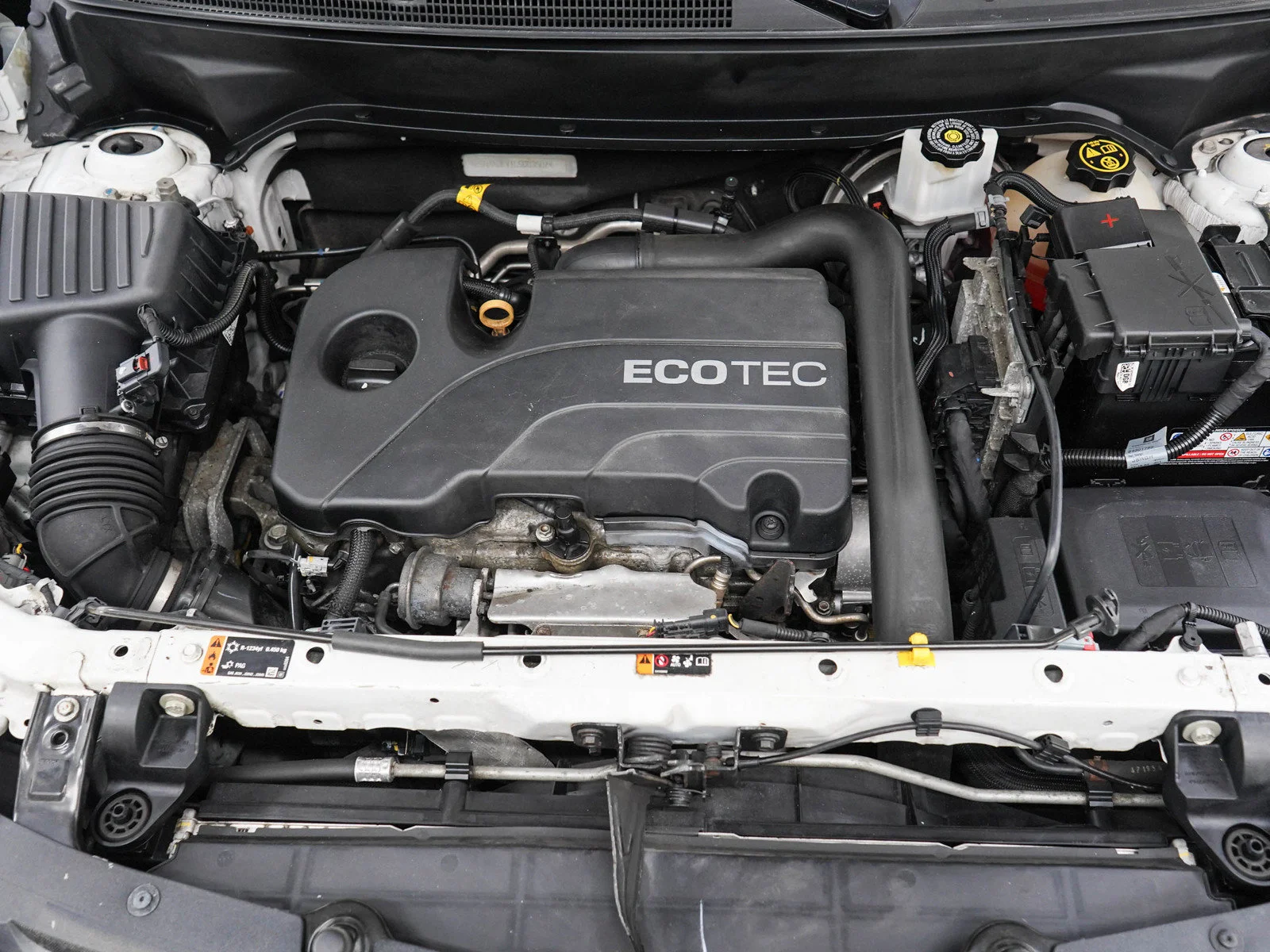Used 2020 Summit White Chevrolet LT image 31