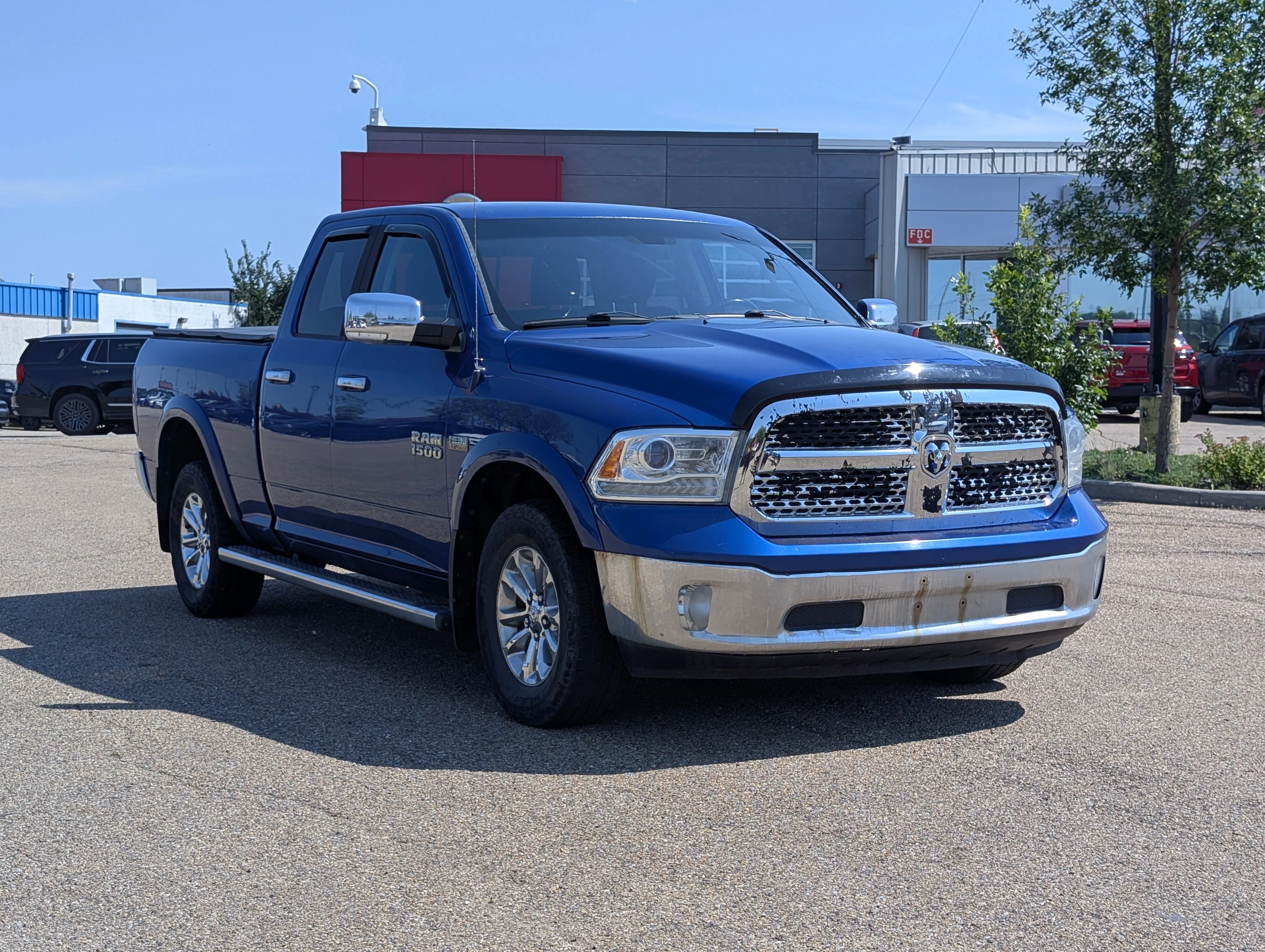 Used 2016 Blue Streak Pearl Ram Laramie image 9