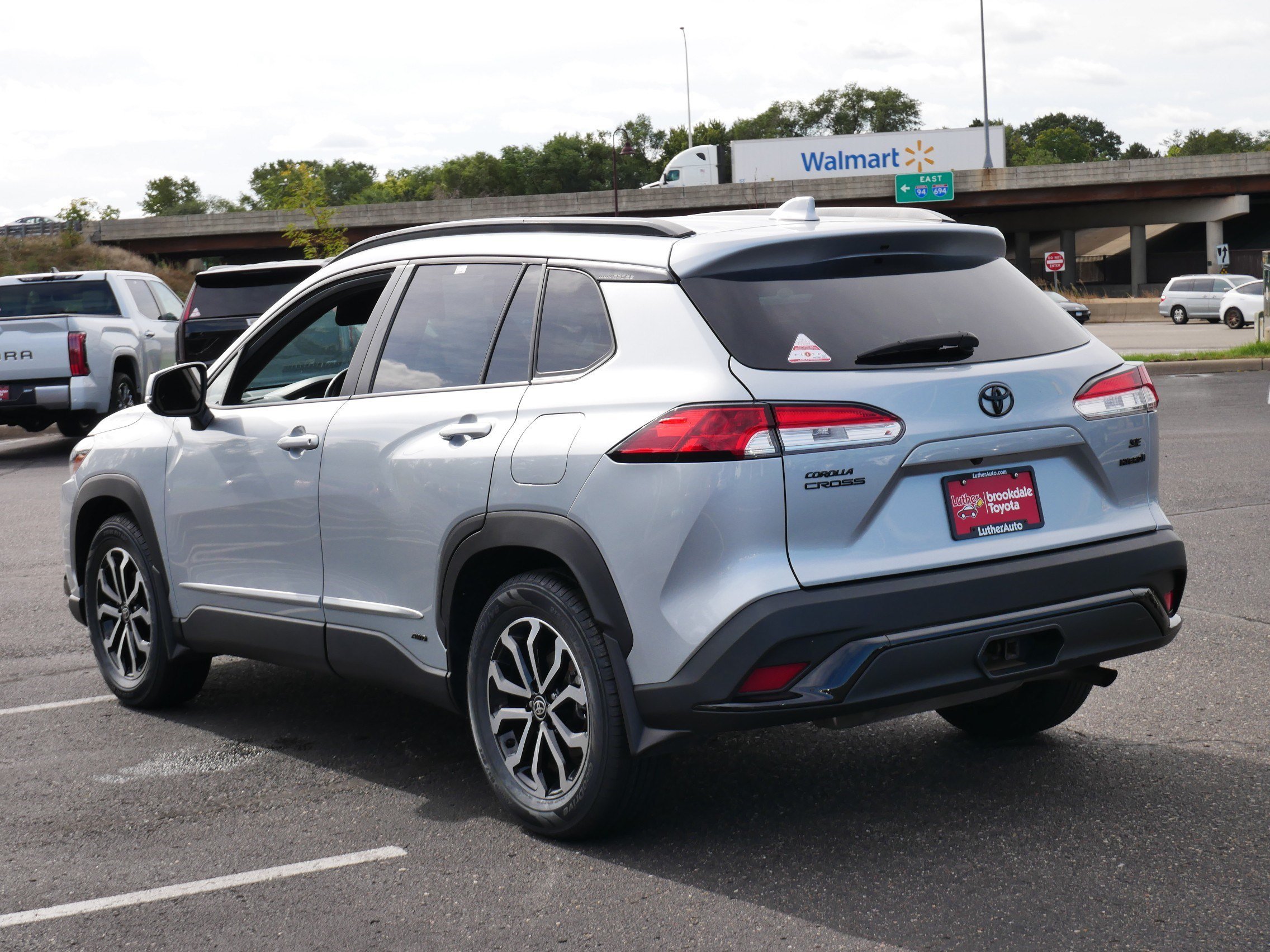 Certified Used 2023 SONIC SILVER Toyota Hybrid SE image 5