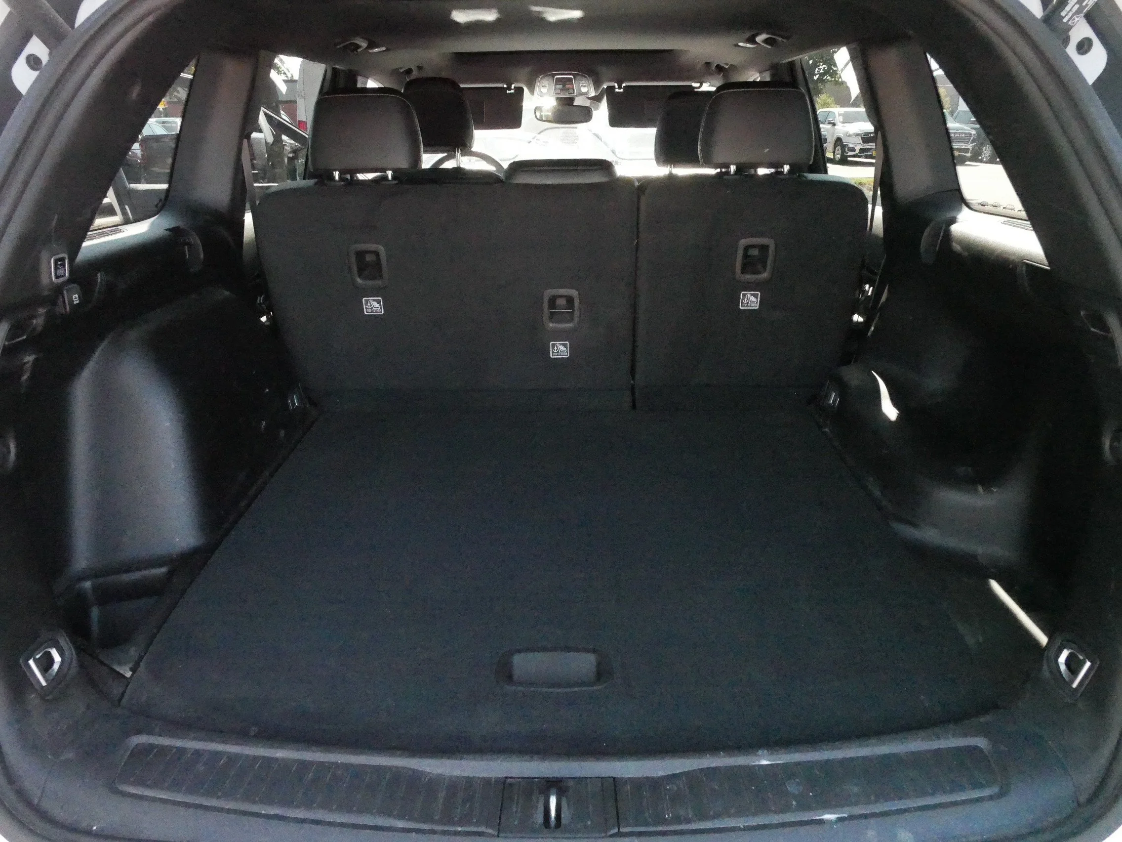 Used 2023 Bright White Clearcoat Jeep Altitude X image 19