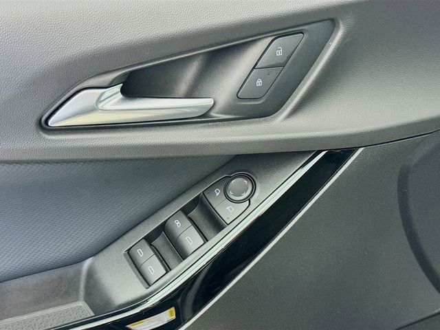 2025 Chevrolet Equinox LT - Photo 19
