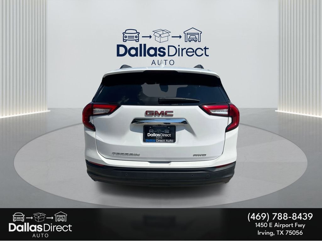 Used 2023 Summit White GMC SLE image 7