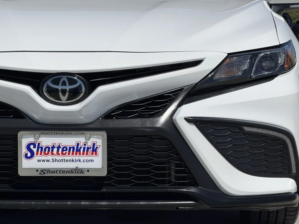 Used 2023 White Toyota SE image 8