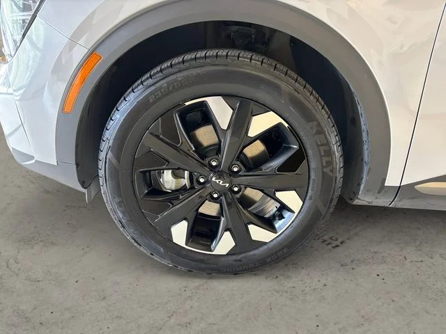 Used 2024 Gray Kia X-Line image 14