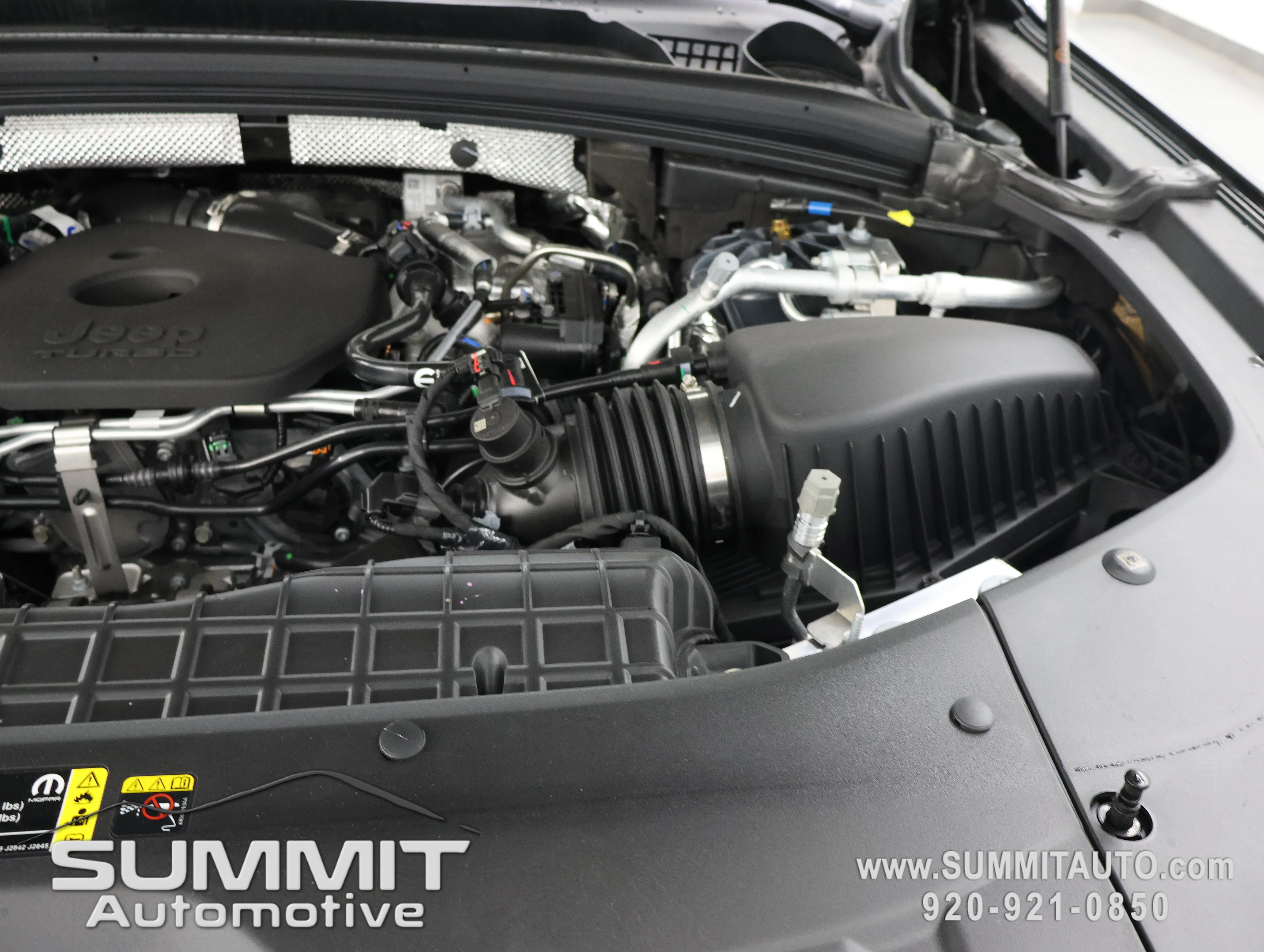 New 2026 Diamond Black Crystal Pearl-Coat Exterior Paint Jeep Summit image 22