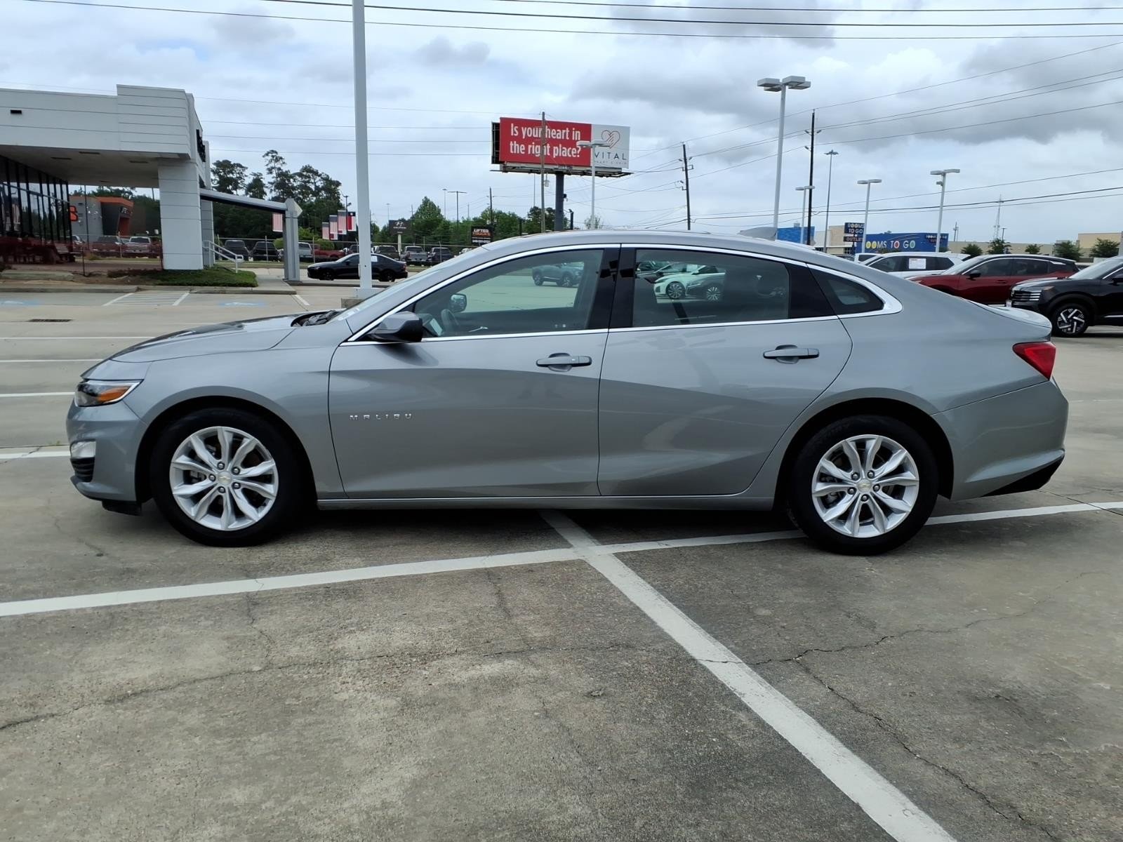 2024 Chevrolet Malibu LT - 7