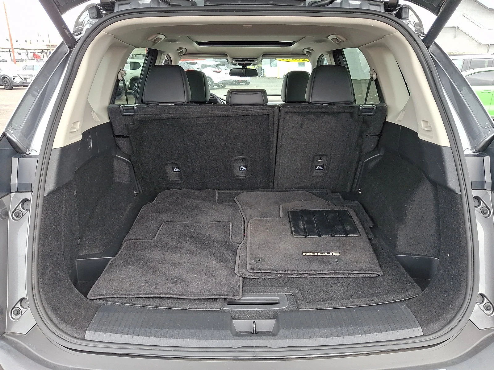 Used 2023 Gun Metallic Nissan SL image 30