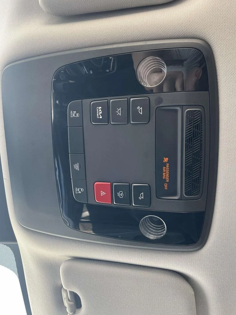 Used 2025 Gray Kia LXS image 29