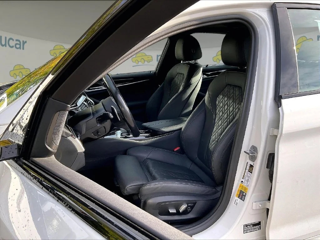 Used 2023 White BMW 530e iPerformance image 10