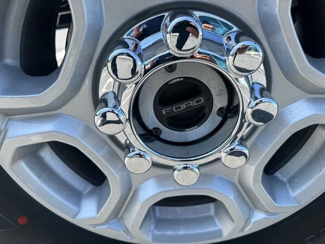 2025 Ford F-350 Super Duty XLT - Photo 14