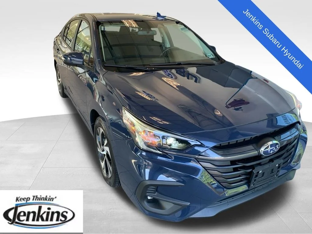 2025 Subaru Legacy Premium's photo
