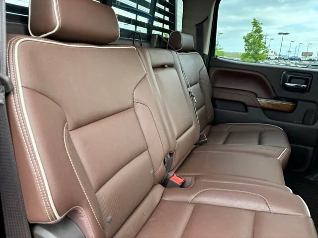 Used 2017 BUTTE RED METALLIC Chevrolet High Country image 22