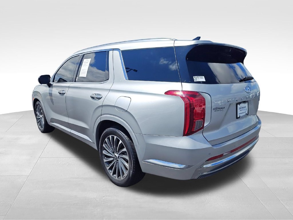 Used 2024 Silver Hyundai Calligraphy image 3