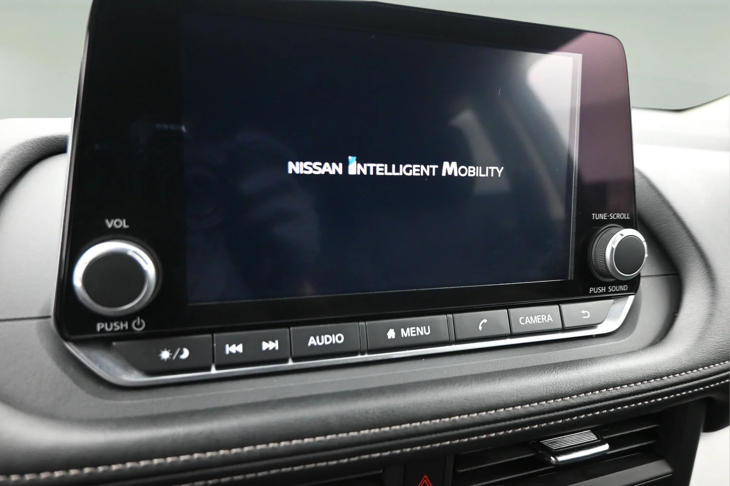 Used 2025 Black Nissan SV image 22