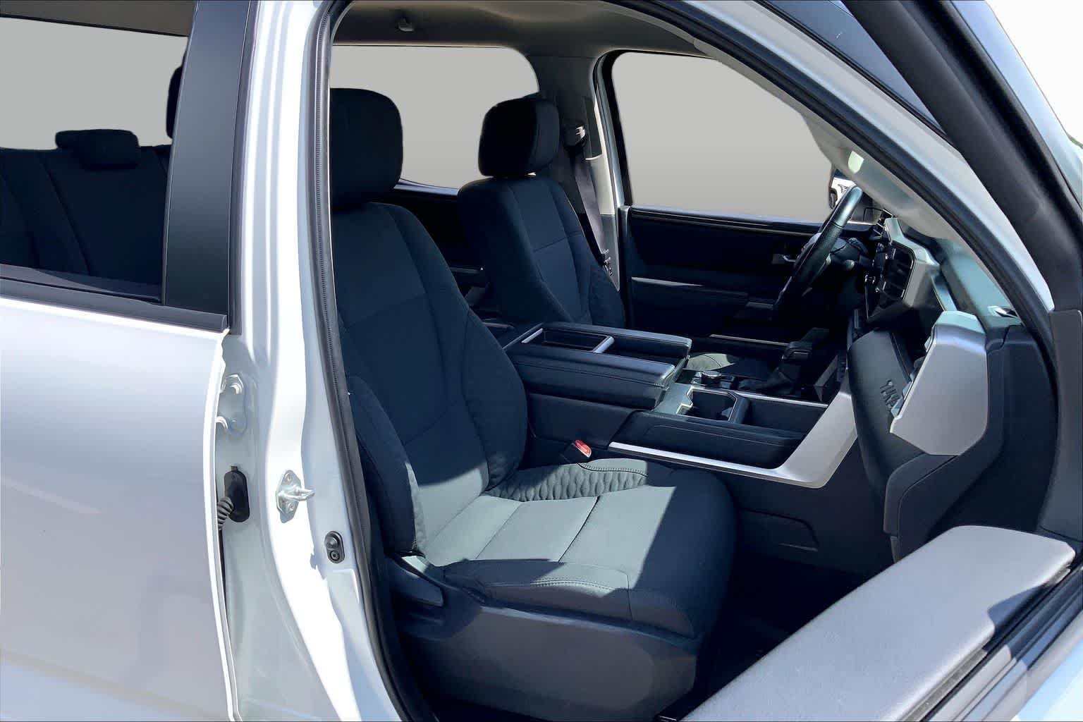Used 2024 Ice Cap Toyota SR5 image 9