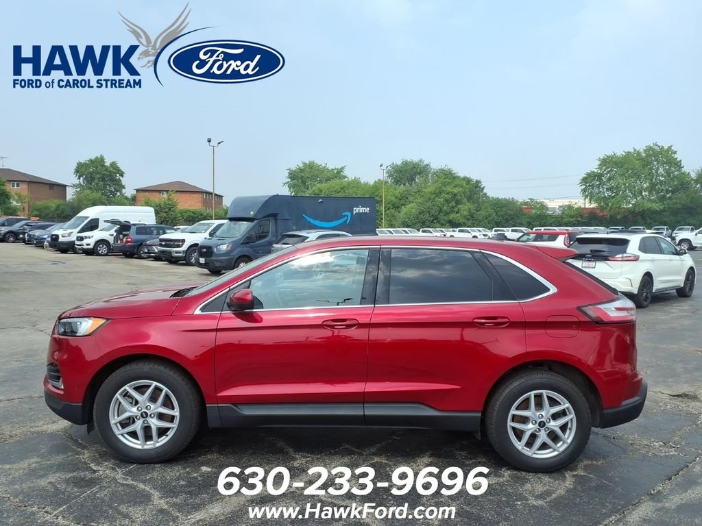 Used 2023 Red Ford SEL image 4