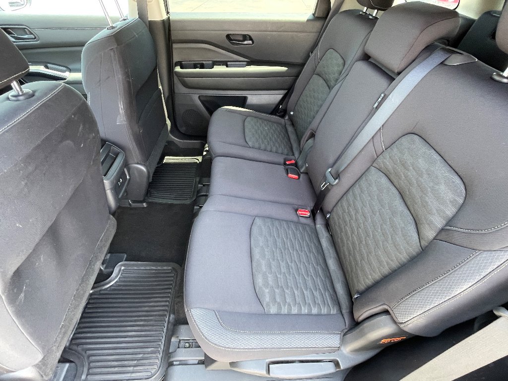 Used 2023 Brilliant Silver Metallic Nissan S image 15