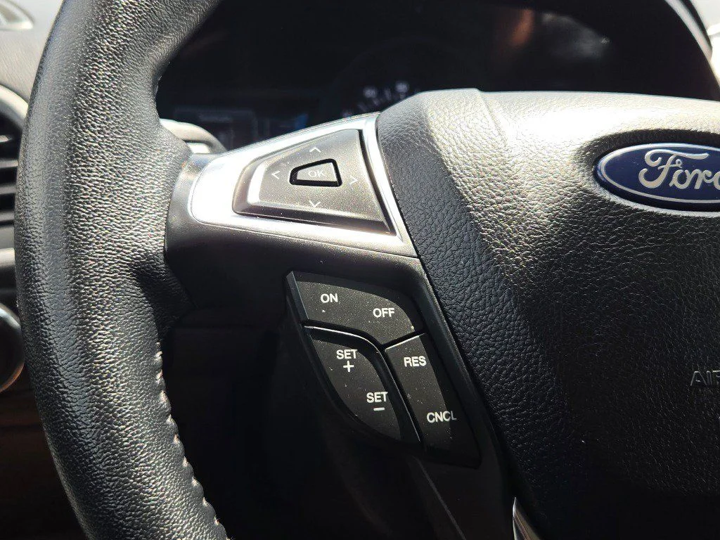 Certified Used 2024 Gray Ford SEL image 28