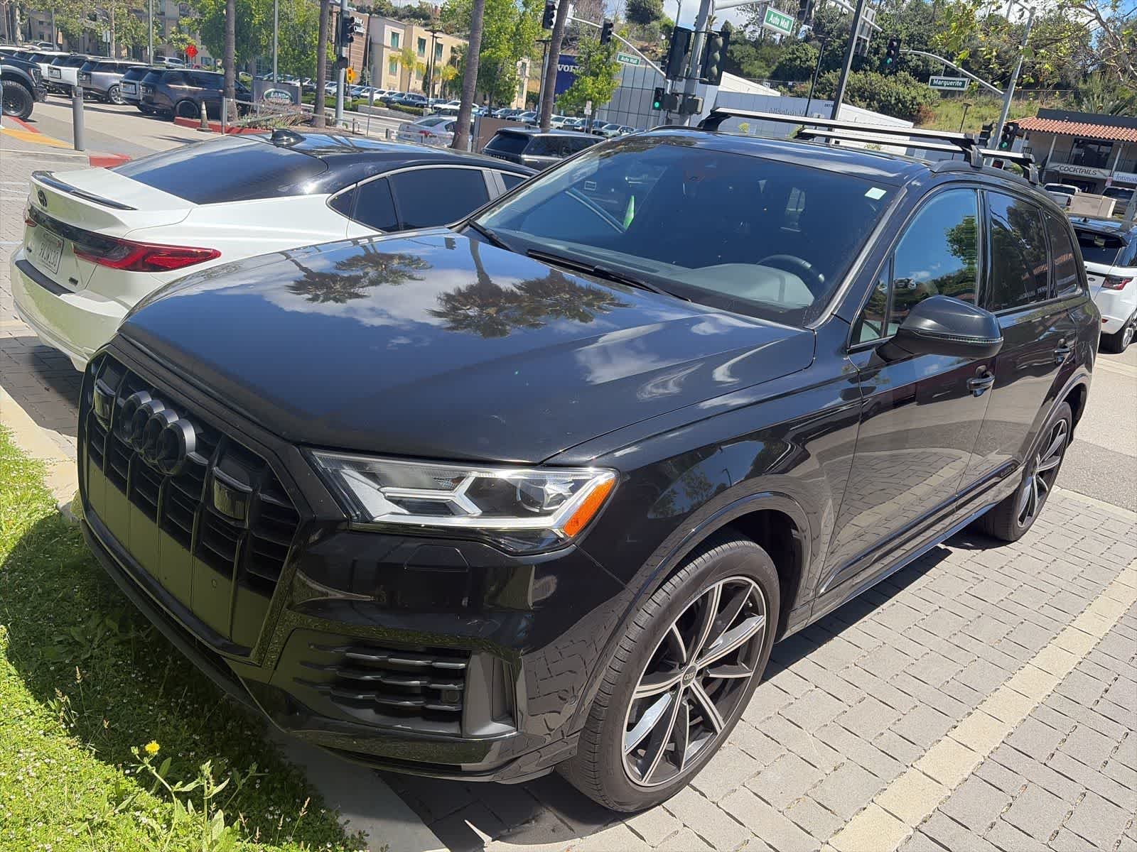 2022 Audi Q7 Premium Plus