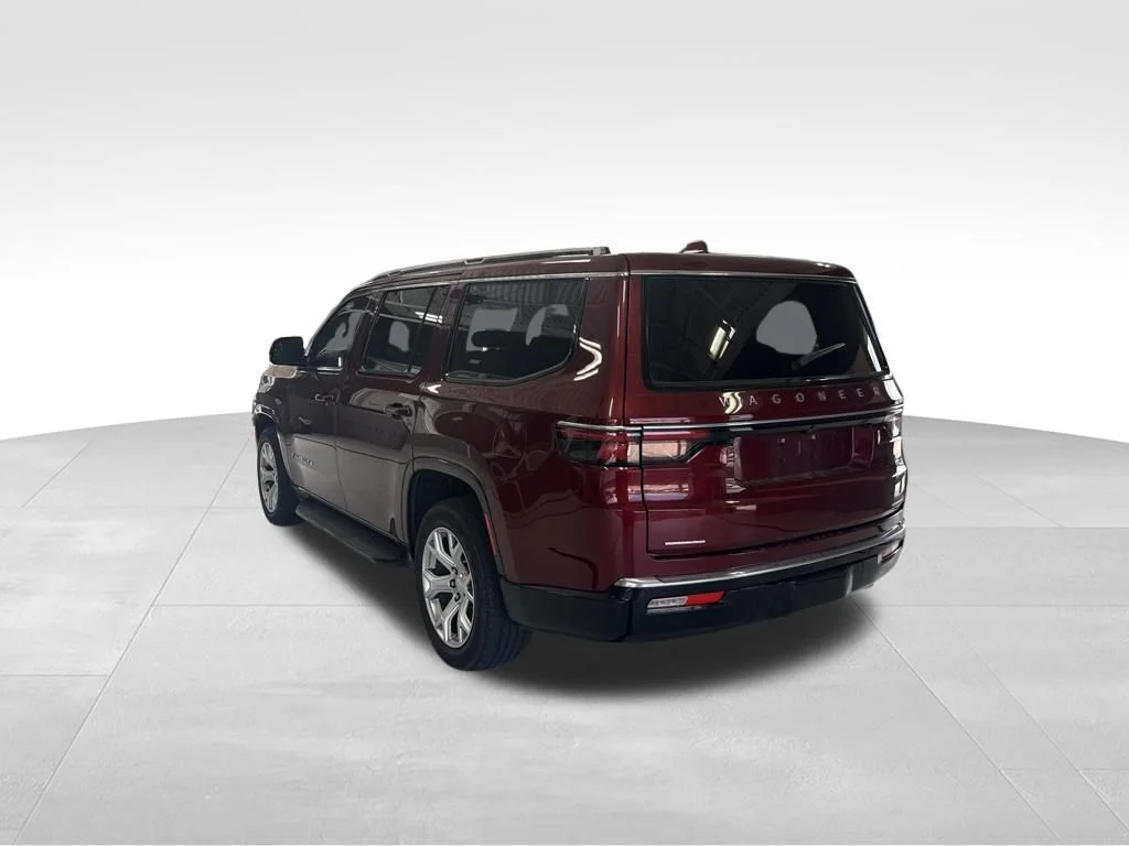 Used 2022 Red Jeep Series II image 3