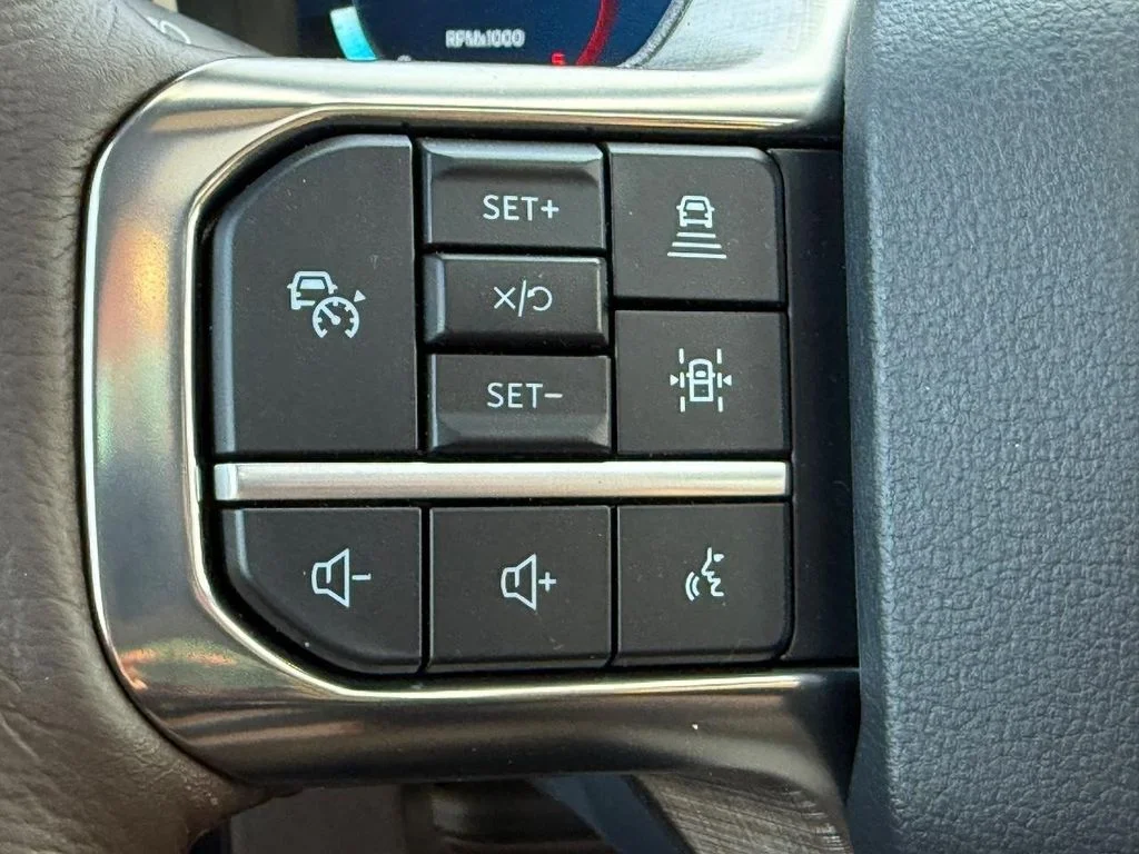 New 2026 Star White Metallic Tri-Coat Ford F-350® King Ranch® image 10