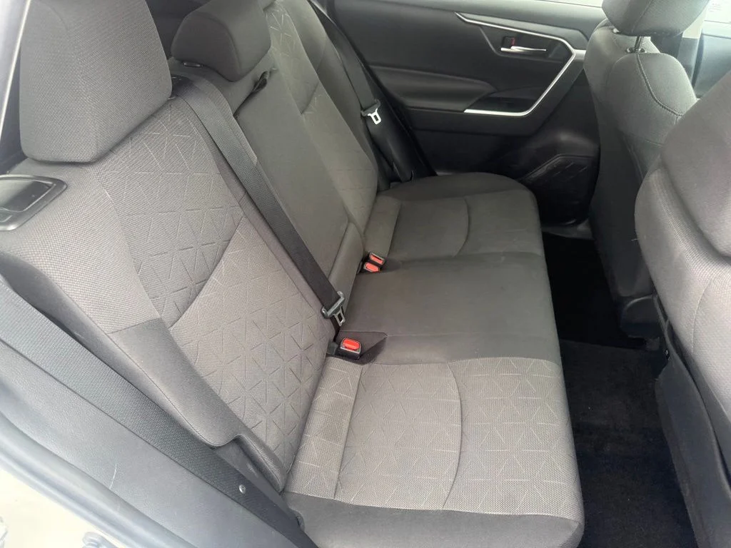 Used 2019 White Toyota XLE image 42