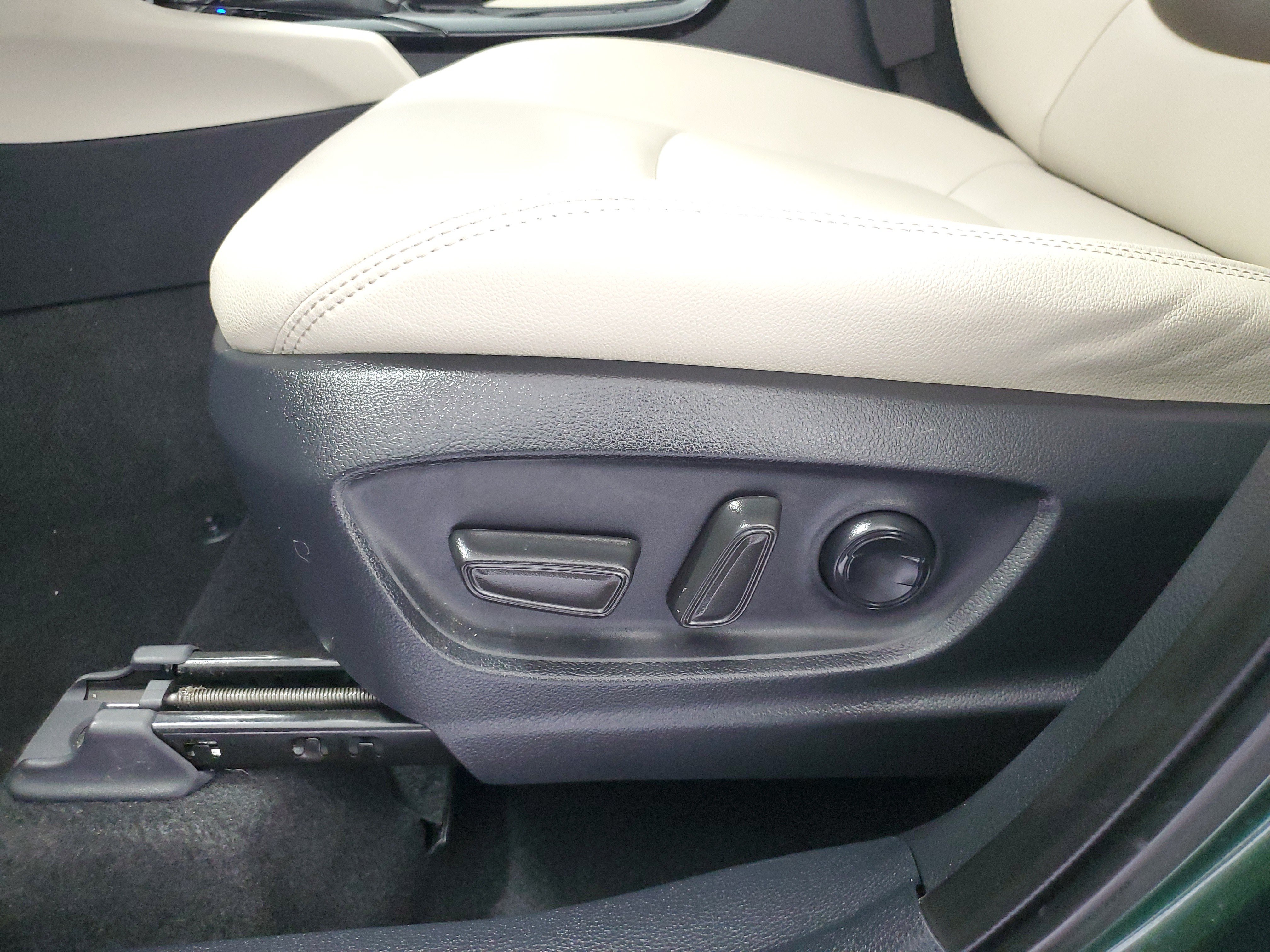 Used 2024 Green Toyota XLE image 19