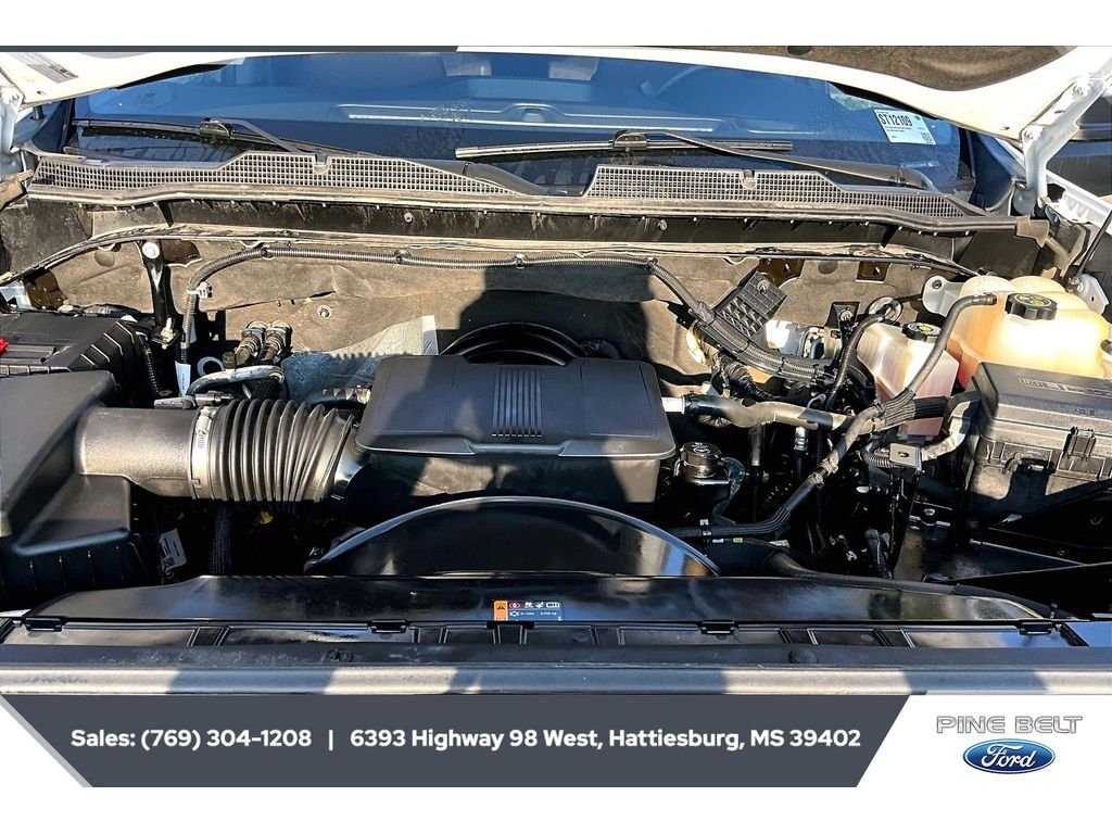 Used 2024 Summit White Chevrolet Custom image 8