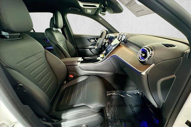 New 2026 Polar White Mercedes-Benz GLC 300 image 54