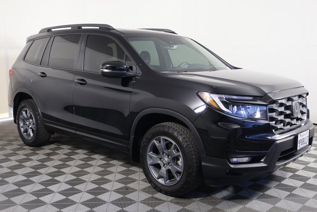Used 2025 Black Honda TrailSport image 3