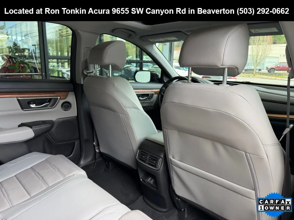 Used 2018 Obsidian Blue Pearl Honda Touring image 30