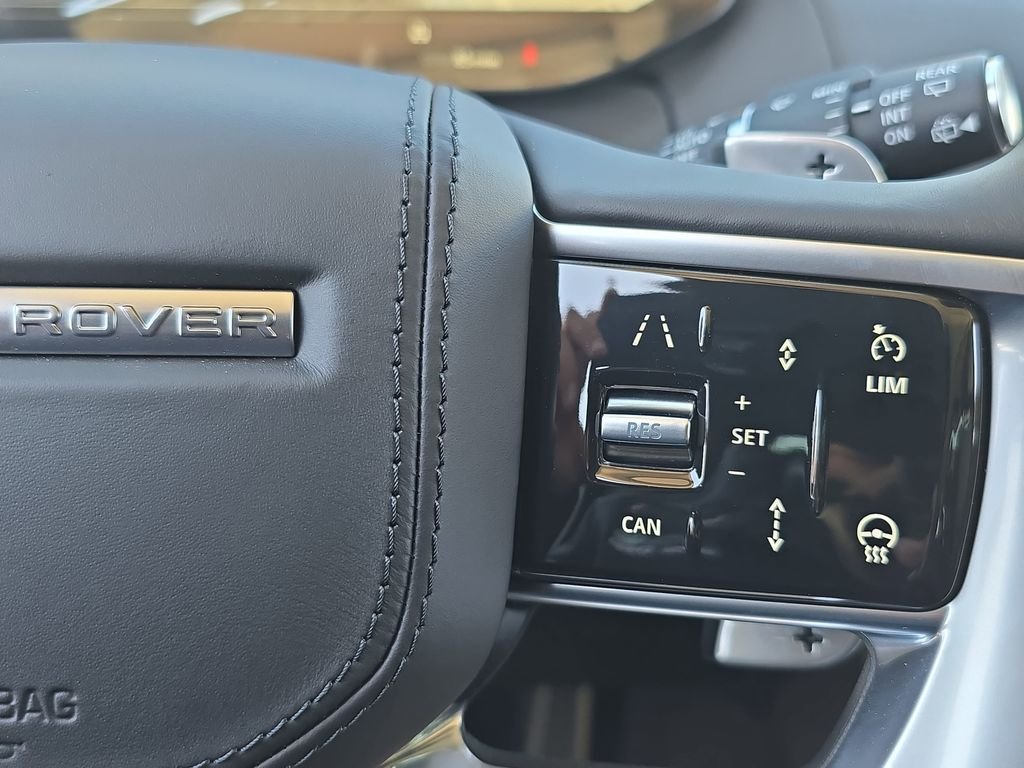 New 2026 Fuji White Land Rover SE LWB image 20