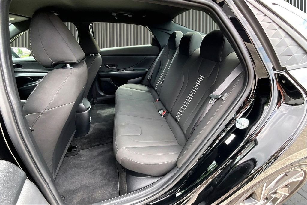 Certified Used 2025 Black Hyundai SEL Sport image 27