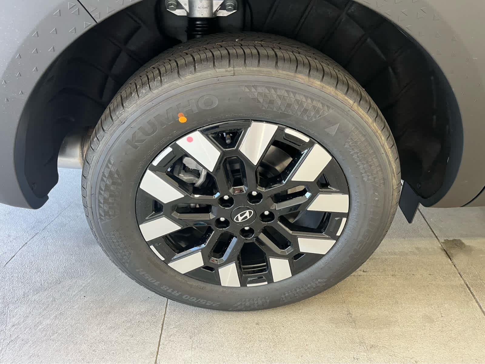 Used 2025 Sage Gray Hyundai SE image 17