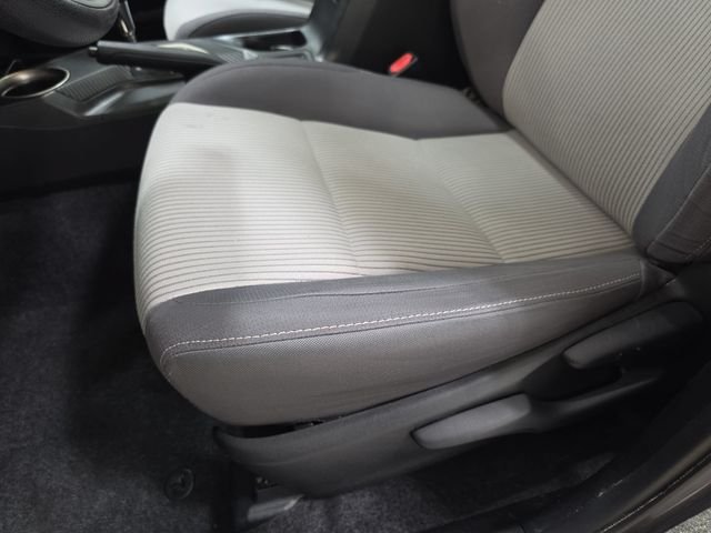 Used 2015 Gray Toyota XLE image 26