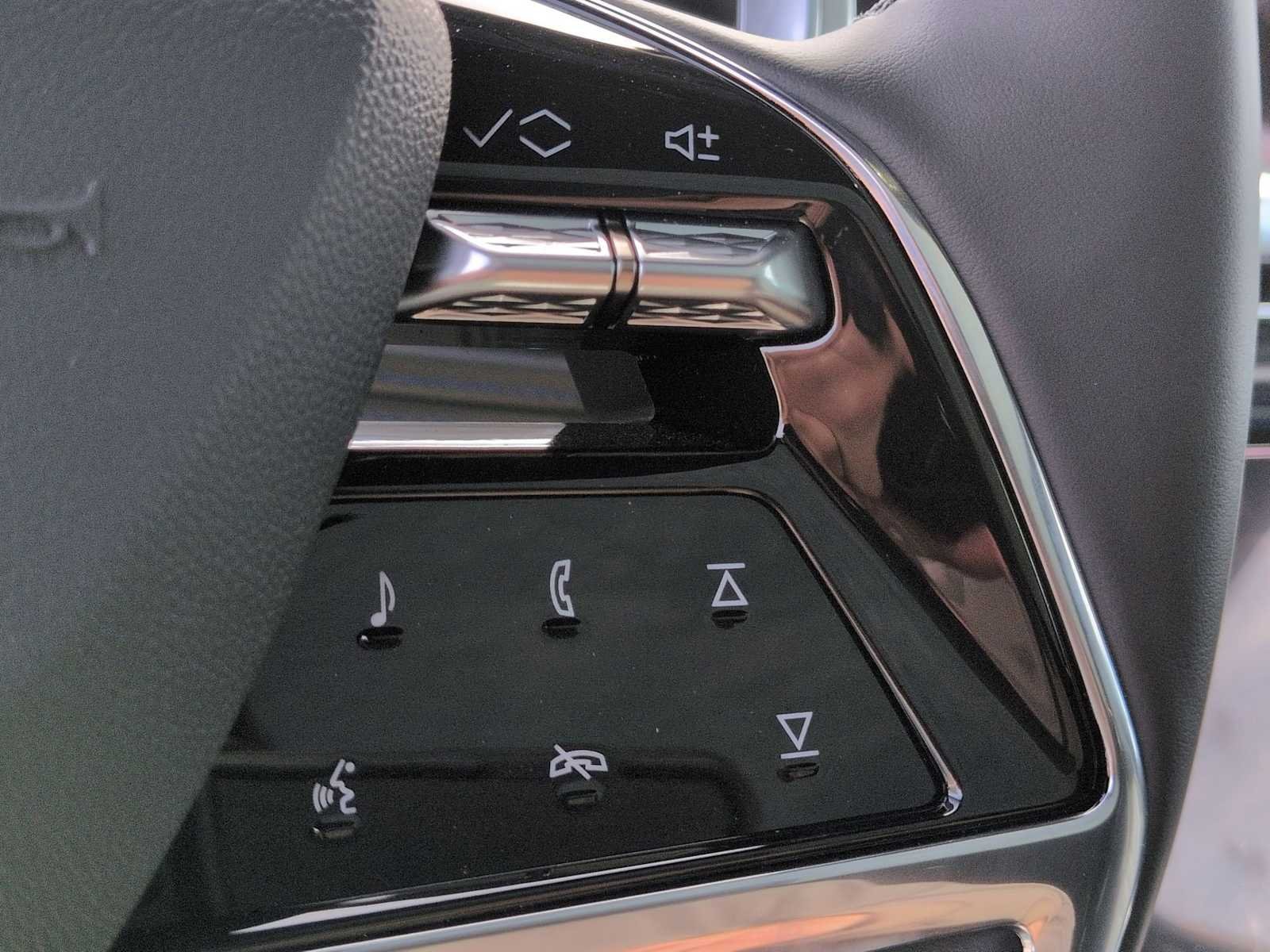 2026 Cadillac Escalade IQL Sport - Photo 16